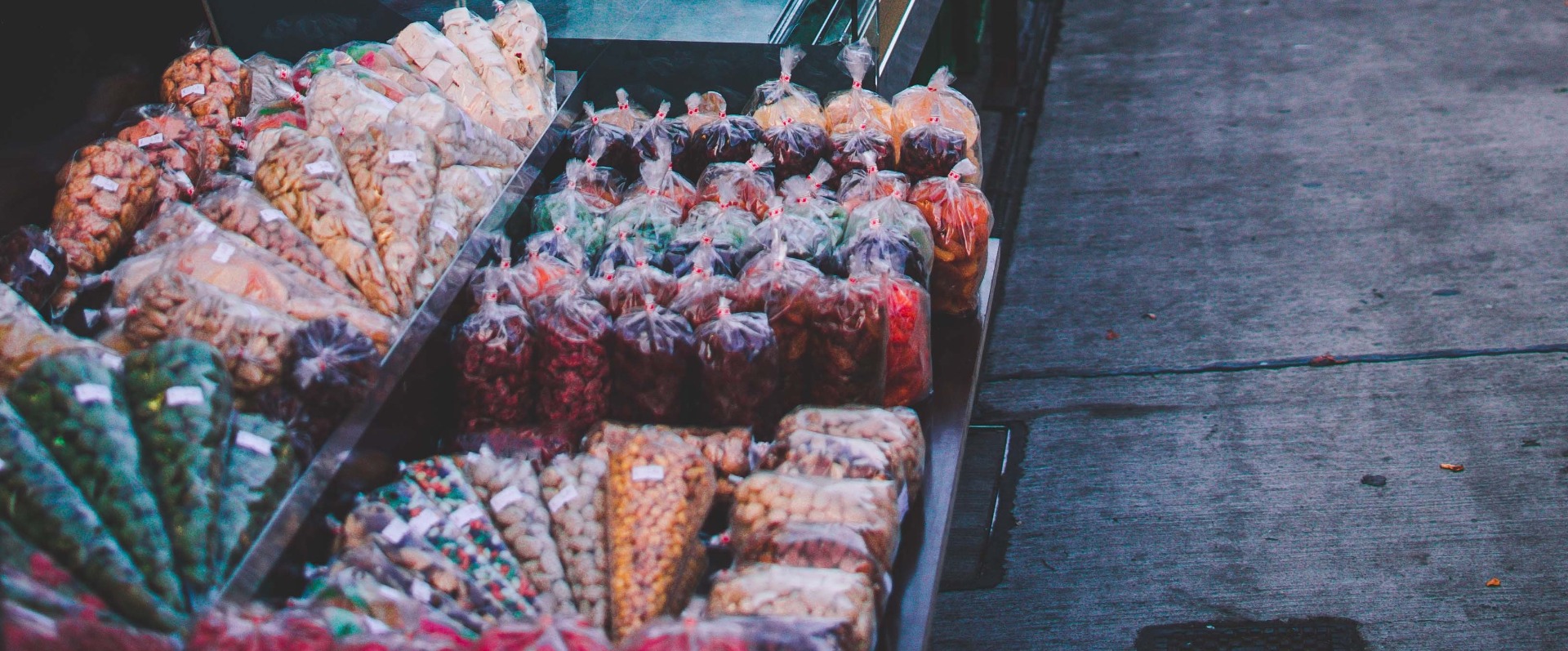 food_bags_in_market_stall_v2